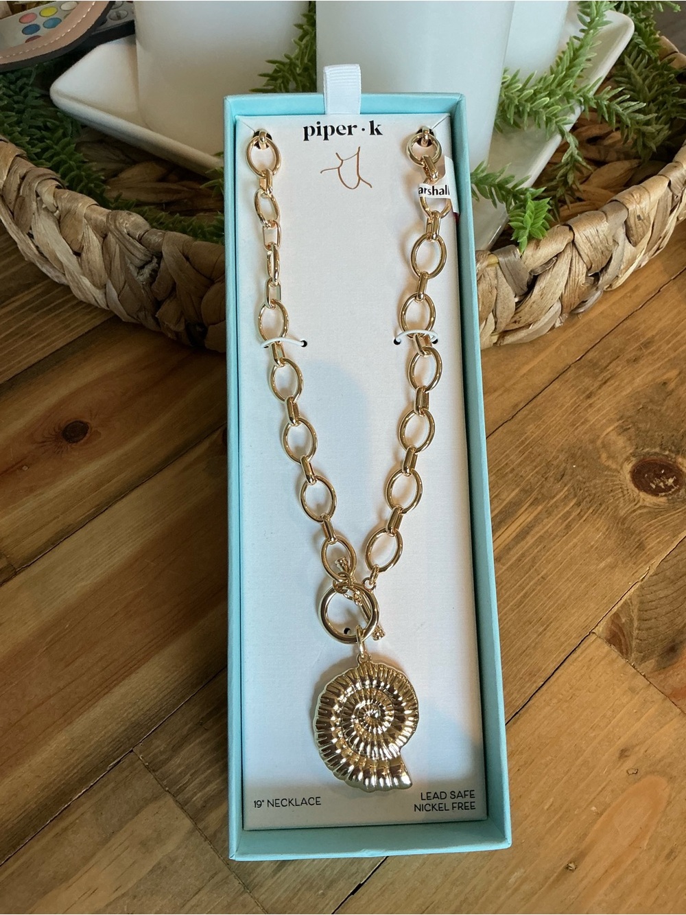 Piper.k Gold Nautilus Pendant Link Necklace